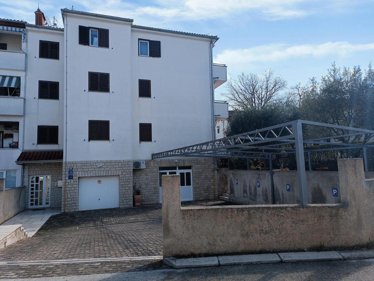Apartments Jelovac Poreč Eksteriør billede